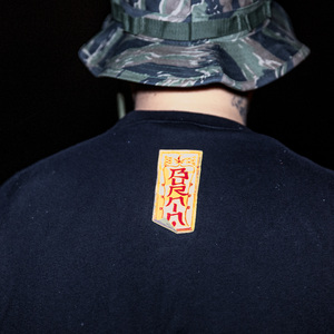 双飞麻将馆老板娘的背景资料
